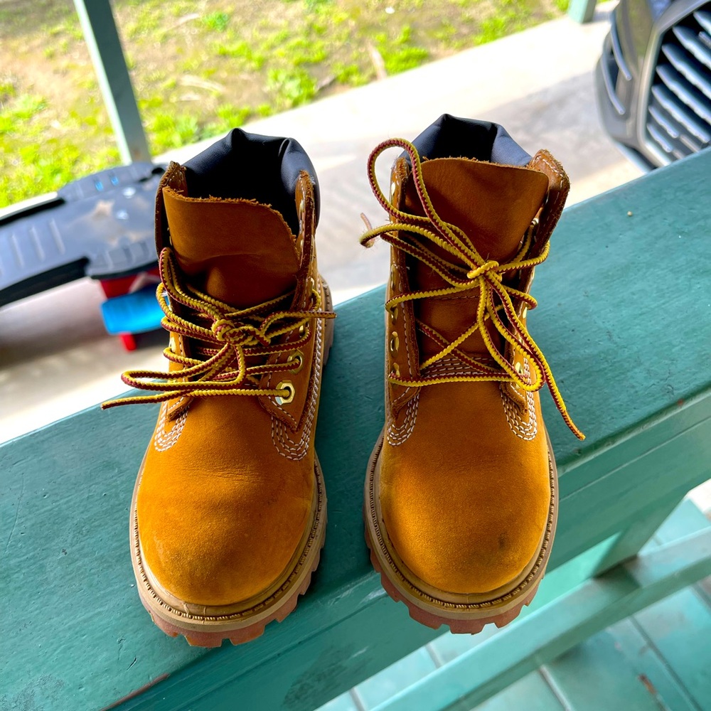 Gently Used Timberland Boots